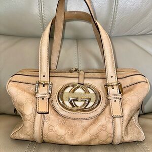 Gucci leather embossed micro guccisima satchel in EUC 100% authentic!